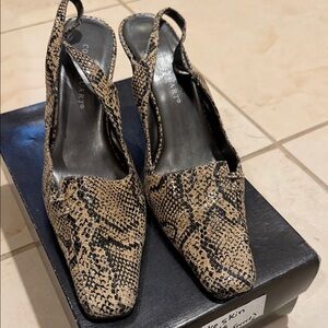 Colin Stuart Snake-Print Slingback Pumps in Tan and Black